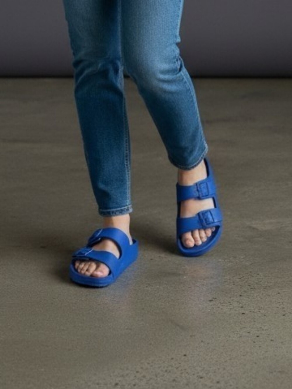 Cat & Jack Girls' Size 3 Blue Double Buckle EVA Slide Sandals